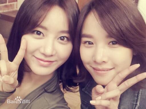 赵伦熙(，Cho Youn Hee)赵允熙个人生活图集壁纸壁纸