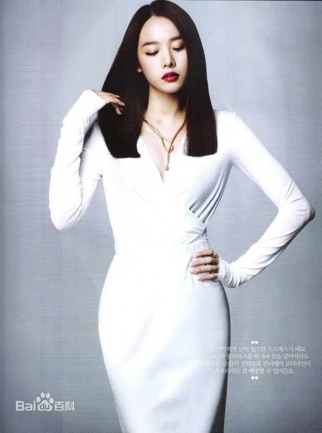 赵伦熙(，Cho Youn Hee)前后照片