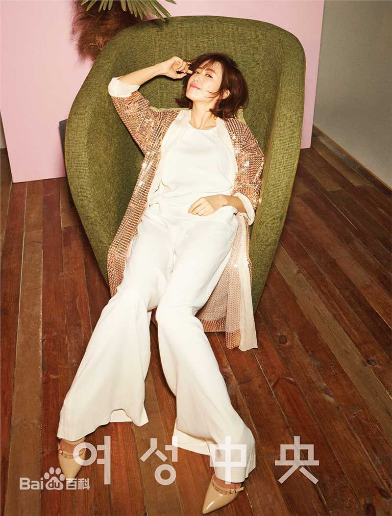 最优质洪恩熙(洪银姬（本名）、Hong Eun-Hee)生活照