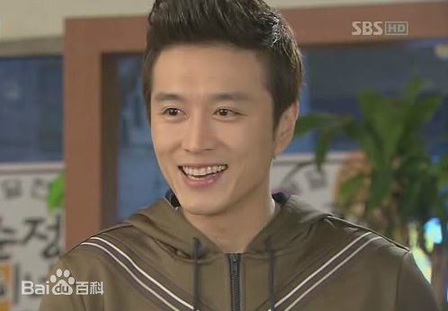 陈泰贤(Chen Tae Hyun /)影视图册生活照