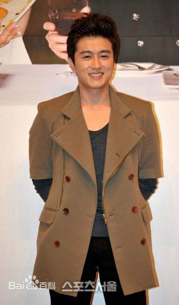 陈泰贤(Chen Tae Hyun /)个人照片性感图片壁纸