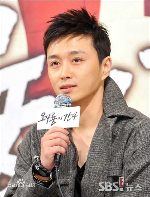 陈泰贤(Chen Tae Hyun /)个人照片性感图片壁纸