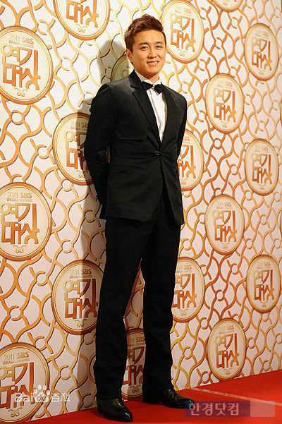 陈泰贤(Chen Tae Hyun /)个人照片性感图片壁纸