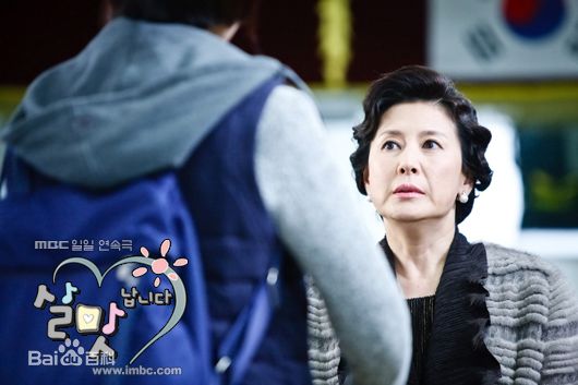 高清朴贞秀()性感图片