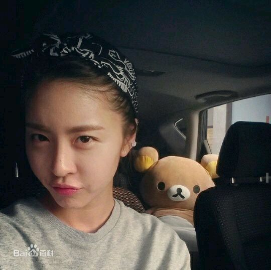 陈艺率((Jin Ye Sol))陈艺瑟素颜照相册