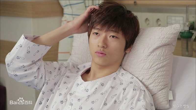 闵灿基(，Min Chan Ki)《闭嘴家族》精选剧照