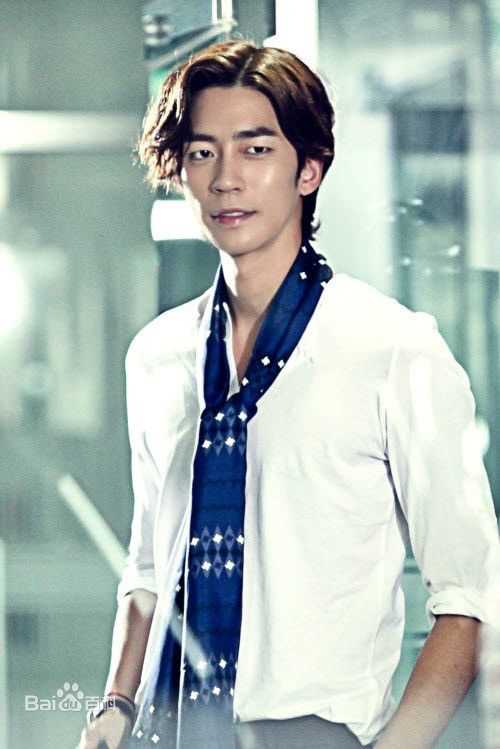 申盛禄()最全申成禄集、参加活动时照片壁纸