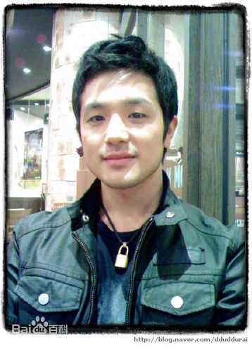 李英勋（又译李永勋）(，LeeYoungHoon)李英勋生活照&amp;最新剧照