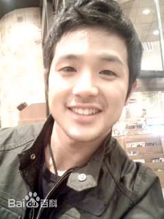 李英勋（又译李永勋）(，LeeYoungHoon)李英勋生活照&amp;最新剧照