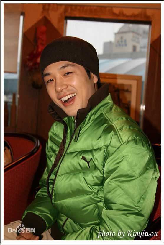 李英勋（又译李永勋）(，LeeYoungHoon)李英勋早期照片壁纸壁纸