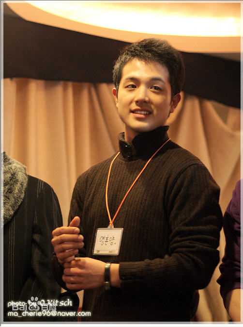 李英勋（又译李永勋）(，LeeYoungHoon)李英勋早期照片壁纸壁纸