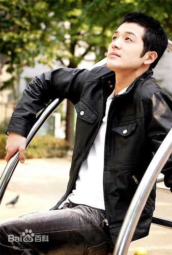 李英勋（又译李永勋）(，LeeYoungHoon)李英勋早期照片壁纸壁纸