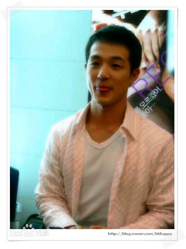 李英勋（又译李永勋）(，LeeYoungHoon)李英勋早期照片壁纸壁纸