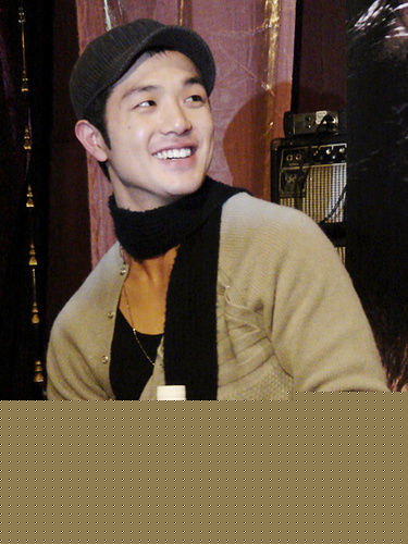 李英勋（又译李永勋）(，LeeYoungHoon)李英勋早期照片壁纸壁纸