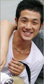 李英勋（又译李永勋）(，LeeYoungHoon)李英勋早期照片壁纸壁纸