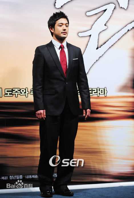 李英勋（又译李永勋）(，LeeYoungHoon)活动照片性感图片壁纸