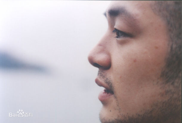 李英勋（又译李永勋）(，LeeYoungHoon)李英勋赴港活动照素颜照壁纸