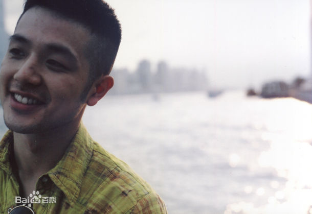 李英勋（又译李永勋）(，LeeYoungHoon)李英勋赴港活动照素颜照壁纸