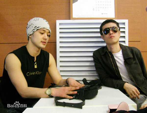 李英勋（又译李永勋）(，LeeYoungHoon)李英勋赴港活动照素颜照壁纸