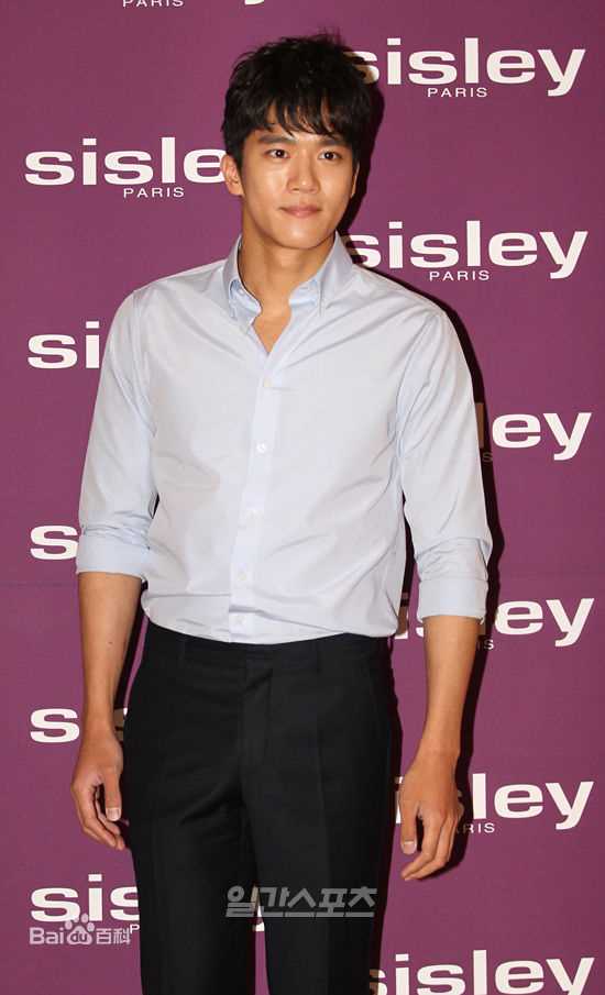 最全河锡辰()素颜照