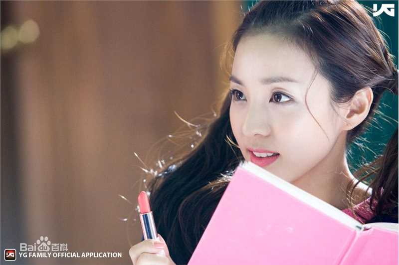 朴山多拉(，Sandara Park)童颜sandara前后照片