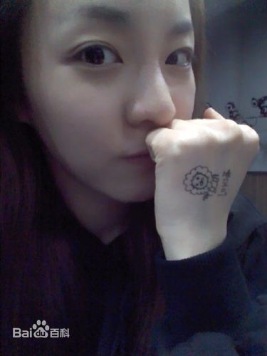 朴山多拉(，Sandara Park)童颜sandara前后照片