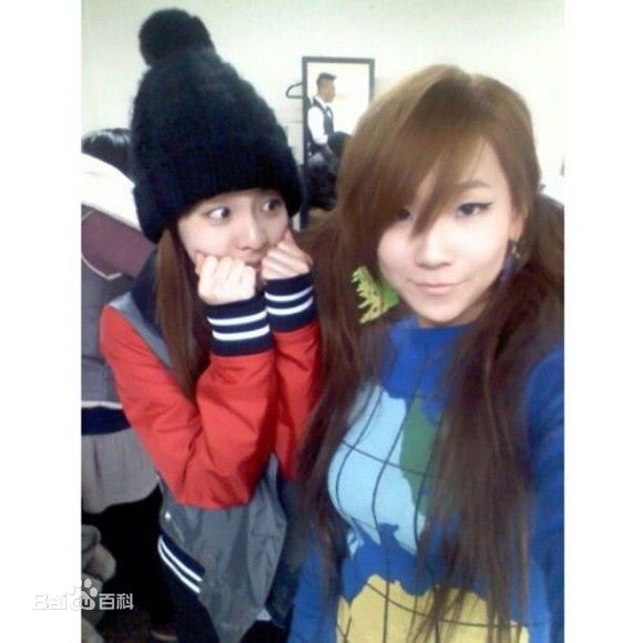 朴山多拉(，Sandara Park)童颜sandara前后照片