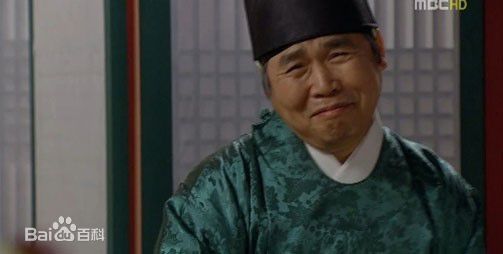 郑恩表()拥抱太阳的月亮(2012)生活照相册