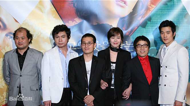 郑恩表()食客(2007)素颜照相册