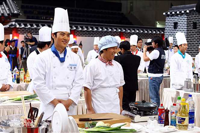 郑恩表()食客(2007)素颜照相册