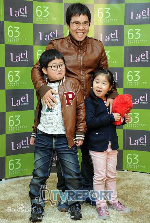 最优质郑恩表()生活照