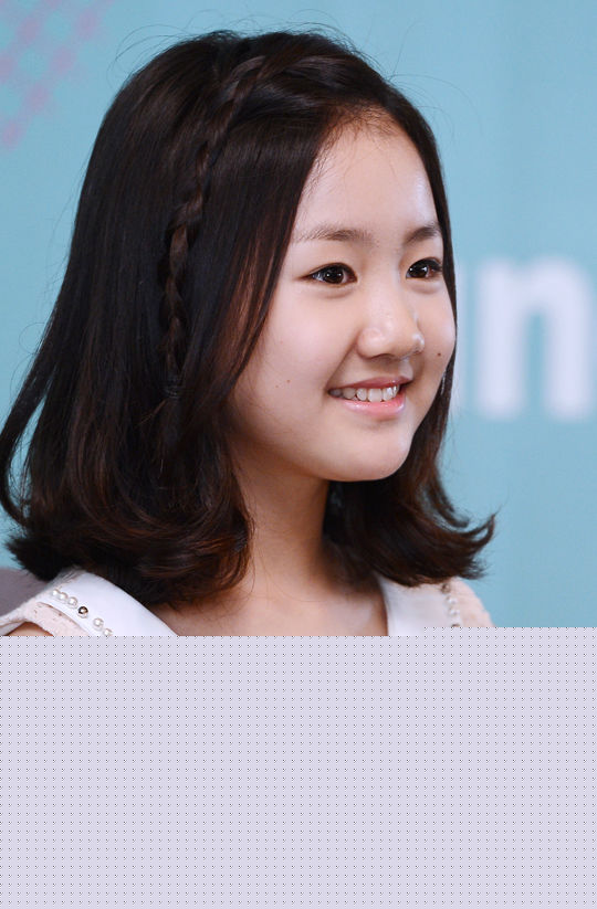 陈智熙(/Jin Ji Hee)社会活动素颜照壁纸