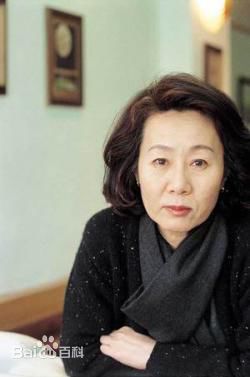 最新尹汝贞(Yeo-Jong Yun)性感图片