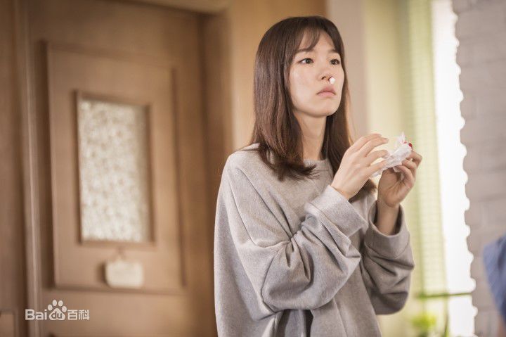 最新韩艺璃(Han Yeri)在出演《青春时代》中的图集