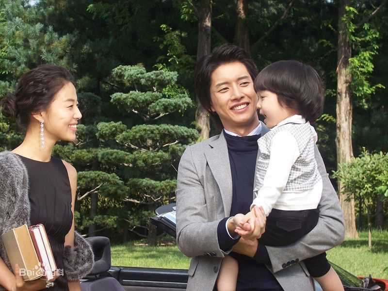 韩智慧(Han Ji Hye（）)生活照素颜照相册