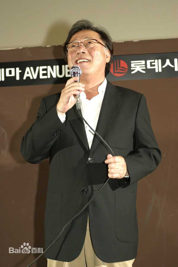 边熙峰(（))精彩图册