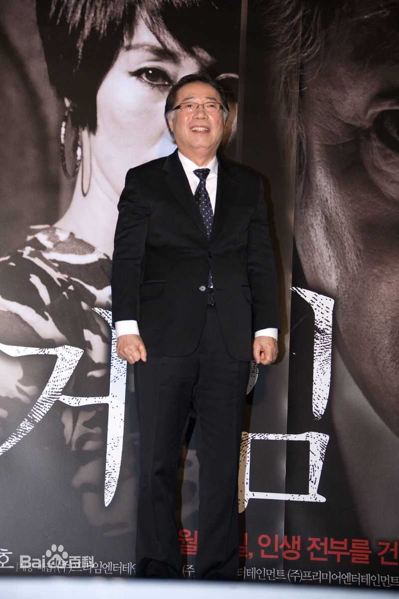 边熙峰(（))精彩图册