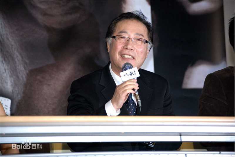 边熙峰(（))精彩图册