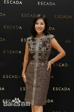 崔明吉()活动性感图片图集