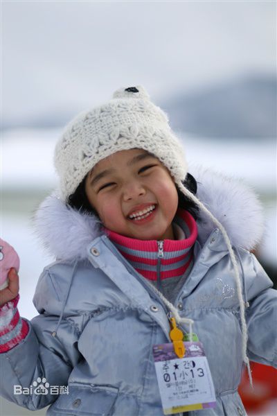 金香奇(，Kim Hyang Gi)儿时图片图集