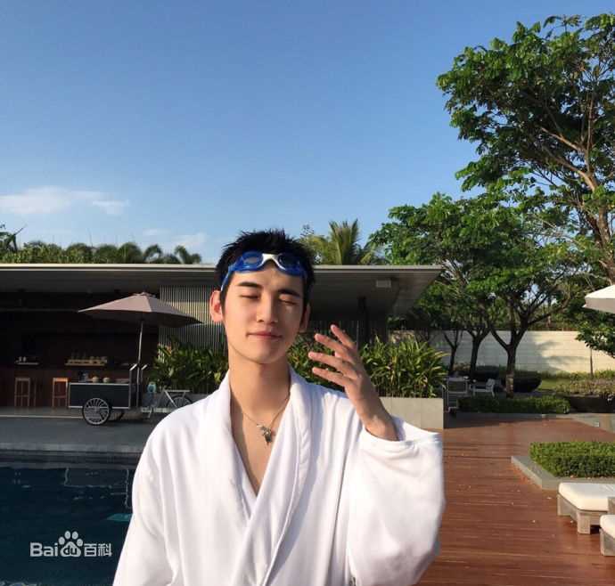 寇振宇生活照图片图集