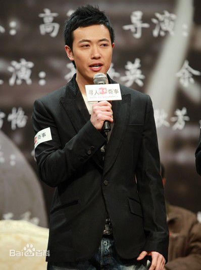 康正昊新闻发布会生活照相册