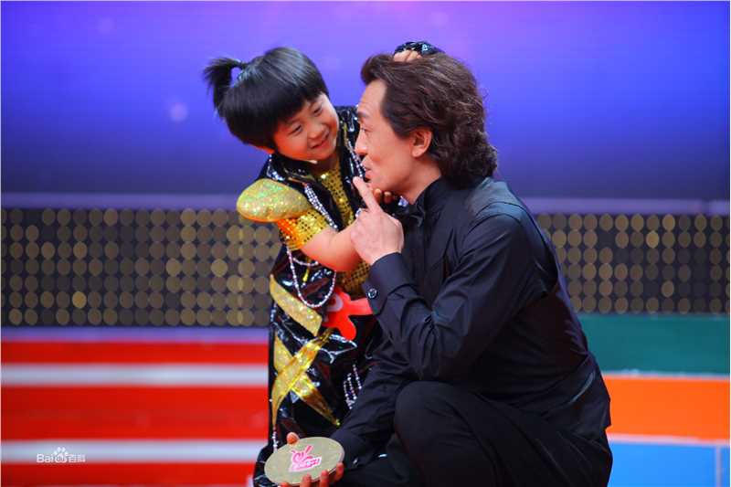 高宇阳(Kevin)阳阳录制浙江卫视“舞动好声音”栏目照片生活照