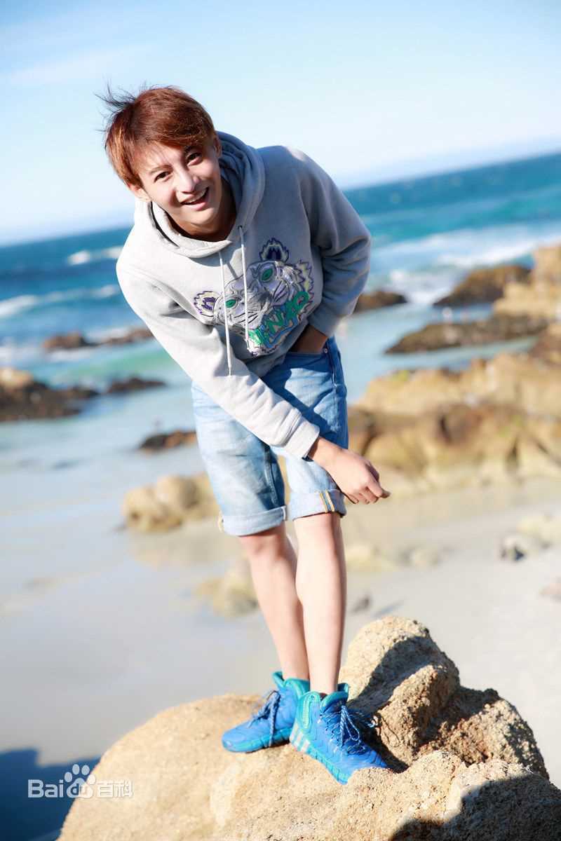 周骏超高清海边图集