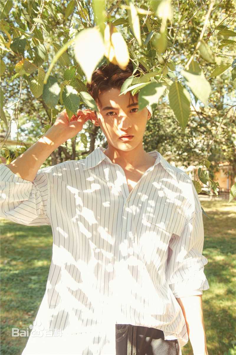 周骏超相册图册