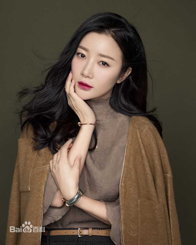 王沫溪告别短发图册