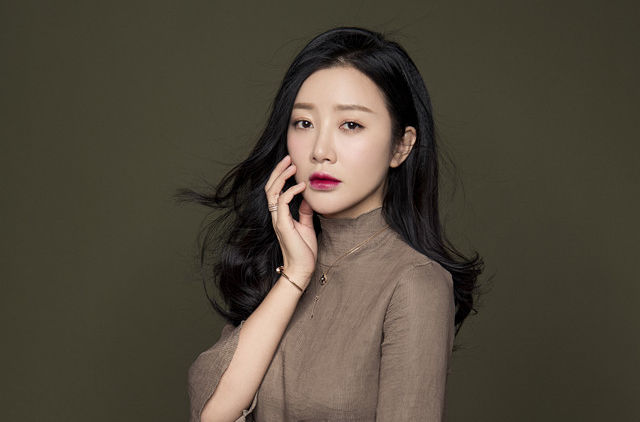 高清王沫溪性感图片