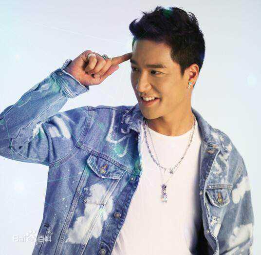 周子扬(Hinson Chou)图册生活照相册