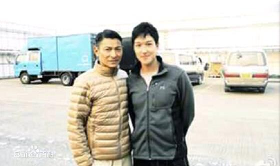 周子扬(Hinson Chou)图册生活照相册