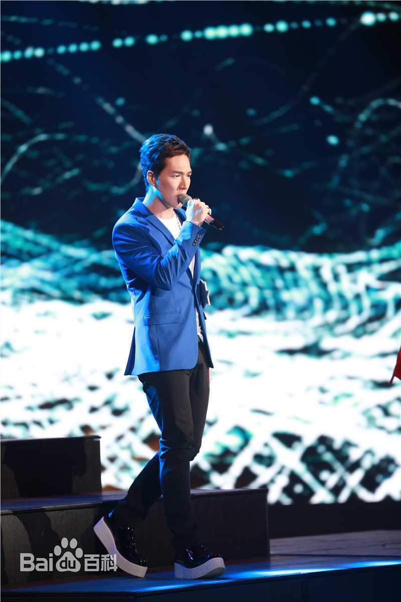 周子扬(Hinson Chou)图册生活照相册